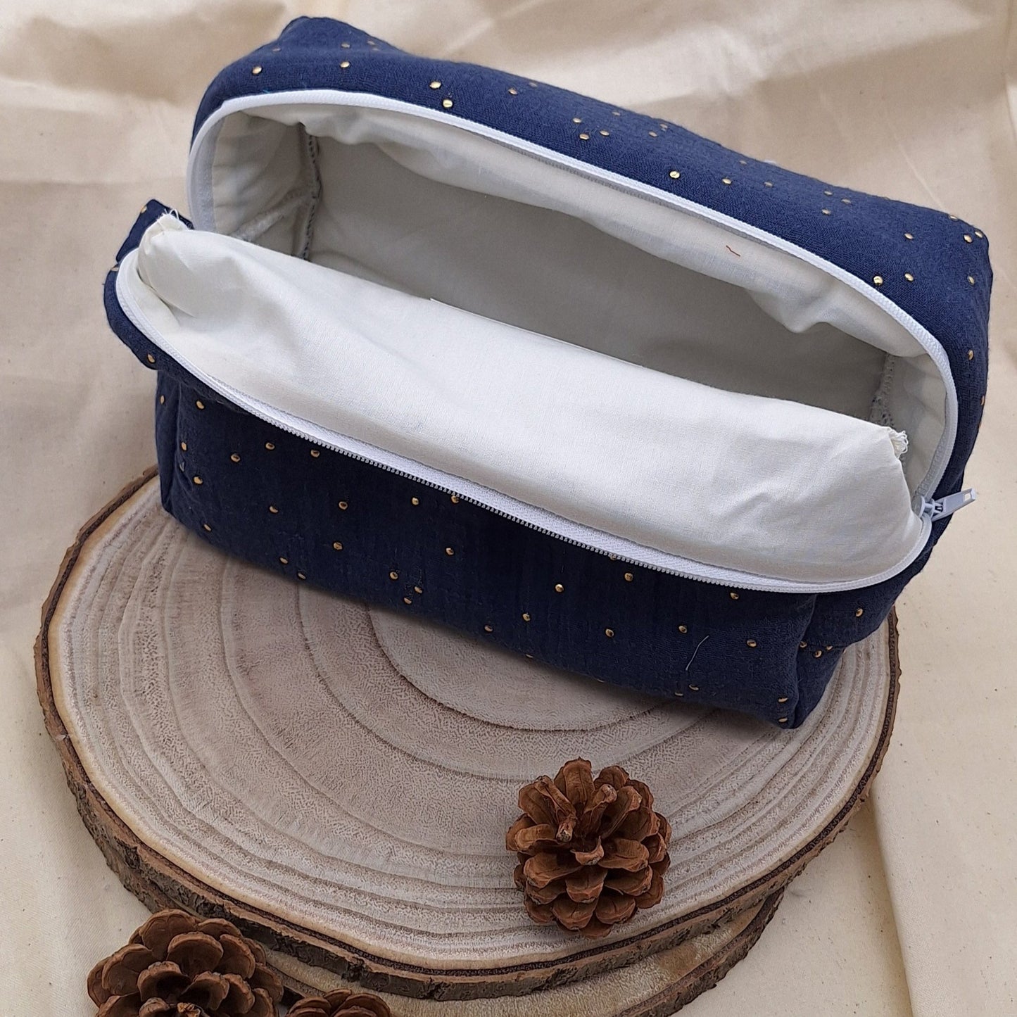 Trousse de toilette _ Bleu foncé à pois